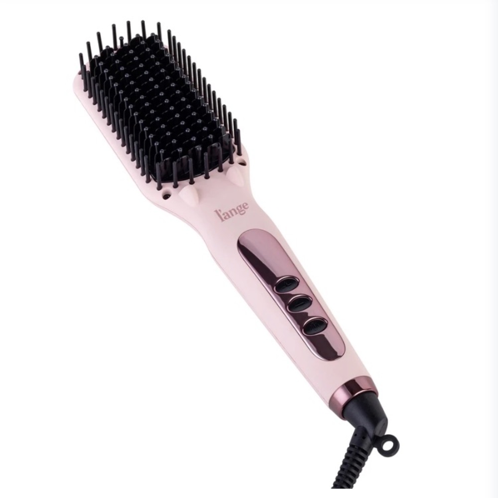 l’ange Le Vite straightening brush in Blush